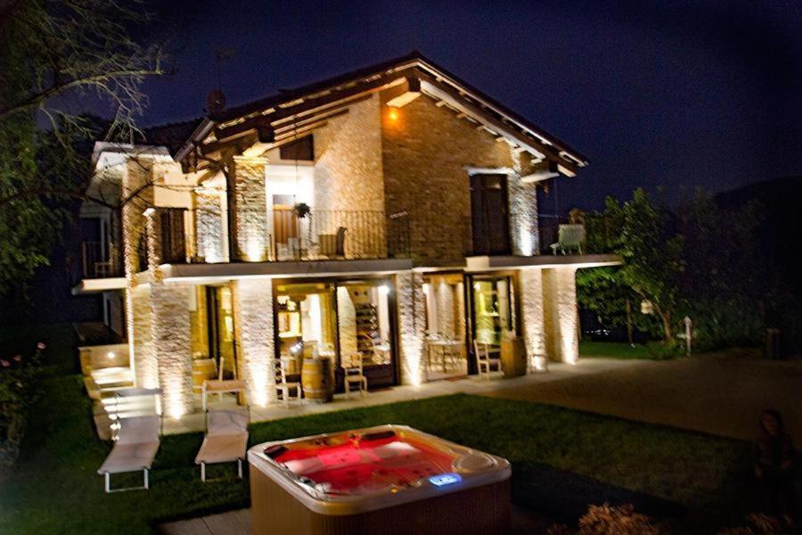 Villa Laura Castellinaldo Luaran gambar