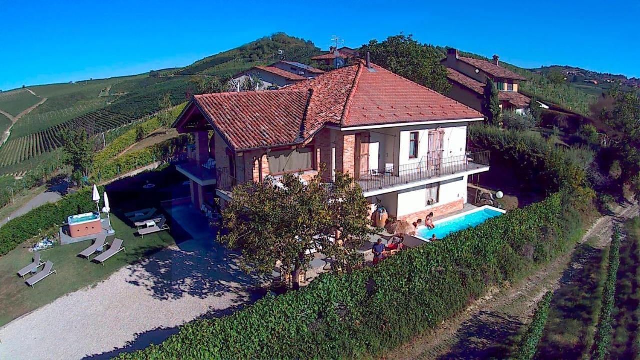 Villa Laura Castellinaldo Luaran gambar