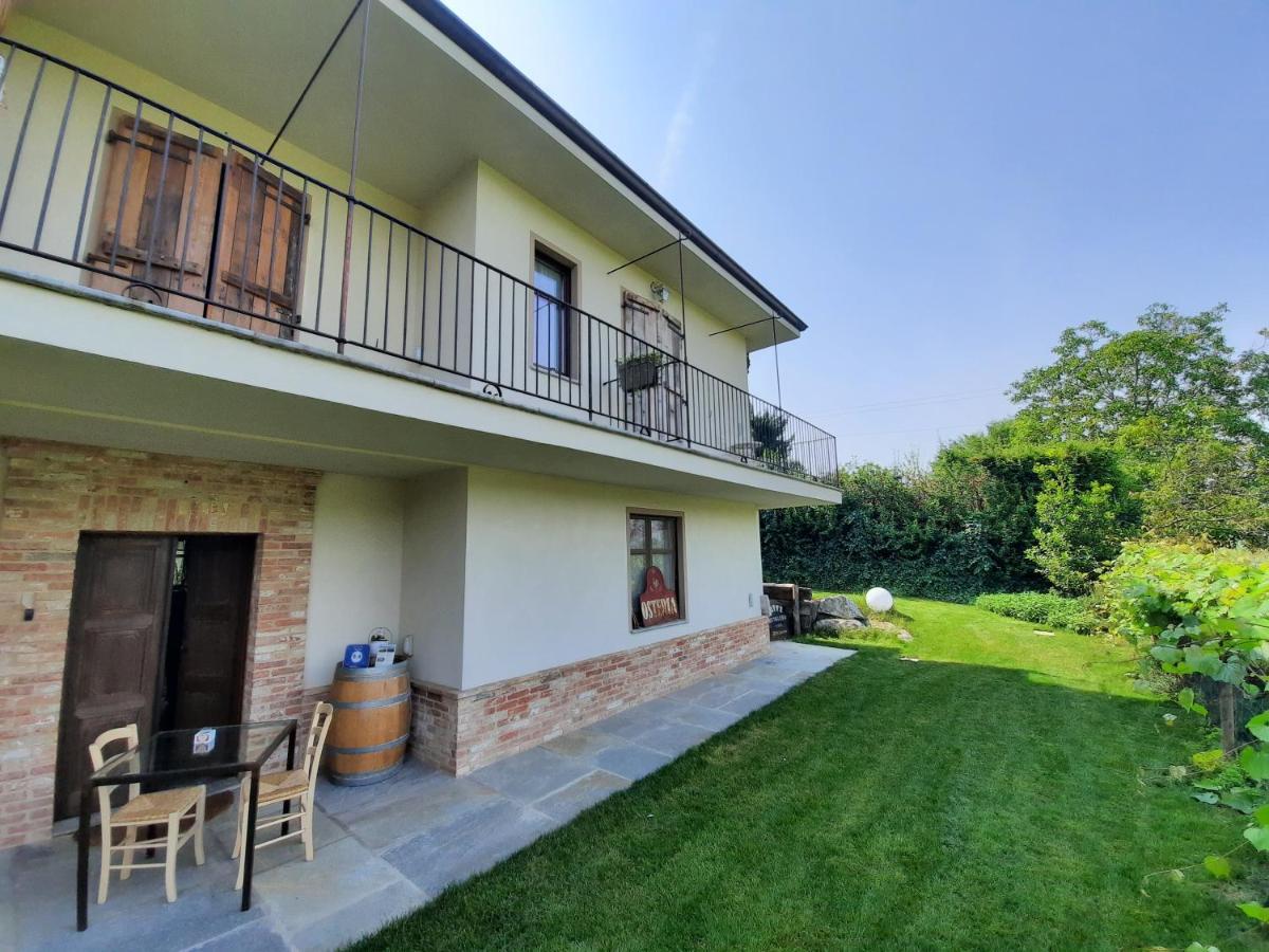 Villa Laura Castellinaldo Luaran gambar